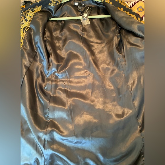 Carole Little black and gold long jacket w/crystal buttons in size 8. NWT - Picture 9 of 15